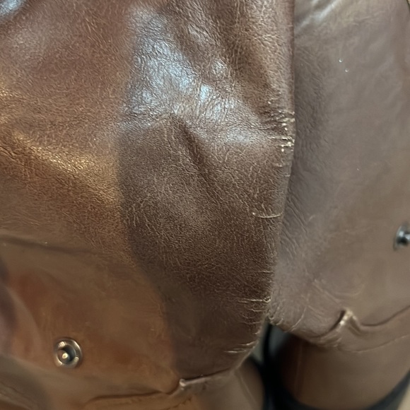 Brown boots - Picture 8 of 8